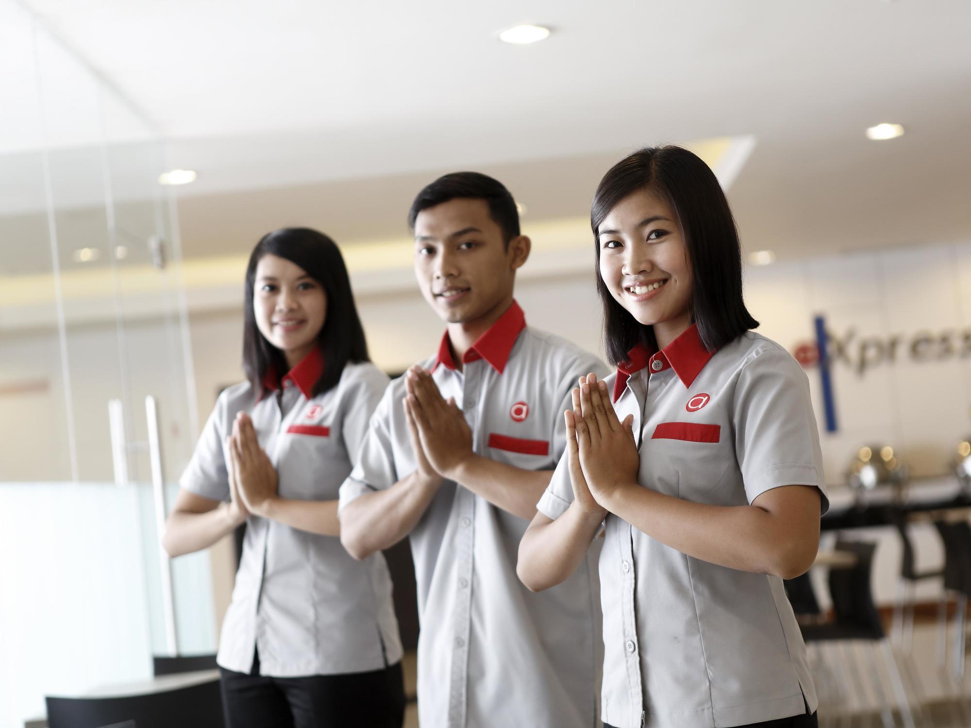 Amaris Hotel Ponorogo Esterno foto