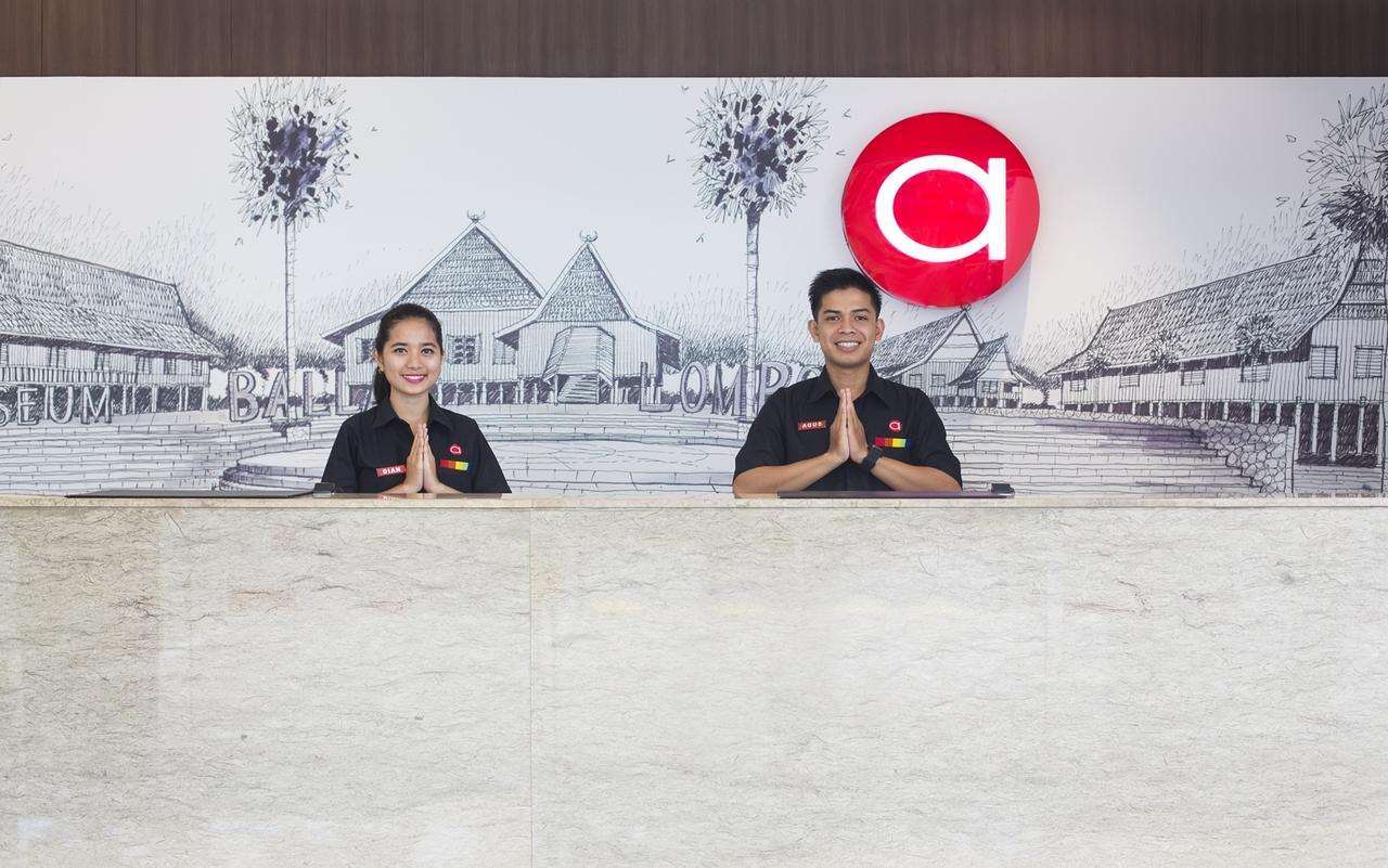 Amaris Hotel Ponorogo Esterno foto